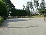 周辺：つきみ野5号公園まで1108m、公園の設備にはトイレ、水飲み・手洗い場があります。遊び場には砂場、ブランコすべり台鉄棒があります。