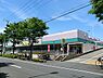 周辺：いなげや横浜西が岡店まで595m、西が丘公園の隣りにあるスーパー。駐車場完備で夜21時まで営業しています。