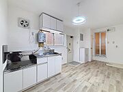 フローリングのお部屋は自分好みのお部屋作りがしやすいです　