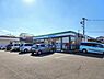周辺：ファミリーマート八街駅南口店まで617m