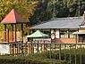 周辺：誕生院保育園まで734m