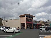 フレンドマート御蔵山店まで772m
