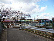 宇治市立神明幼稚園まで554m