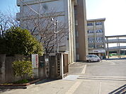 宇治市立西宇治中学校まで764m
