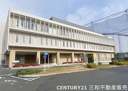 河端病院まで1032m、月~土(午前)8:30~11:30、16:30~19:30土曜午後・日・祝・年末年始:休診救 患:随時受入