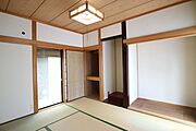 ゆったりくつろげる1F6帖和室