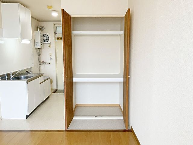 収納