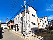 ～Exterior～  グレードの高い設備が標準装備！ご見学でご確認ください！平日でも当日思いつきでもご見学ＯＫ！ご不明点・現地見学のご希望は、お気軽にお問い合わせください！
