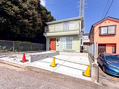 外観:この家からスタートする「新しいライフスタイル」はご家族にとって大切で貴重な時間。少しでも豊かに、そして快適に…そんな理想の暮らしを叶えてくれるお家になるはずです。 外観:この家からスタートする「新しいライフスタイル」はご家族にとって大切で貴重な時間。少しでも豊かに、そして快適に…そんな理想の暮らしを叶えてくれるお家になるはずです。