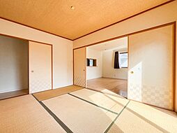 川崎市麻生区細山7丁目　中古一戸建て 4LDKの室内