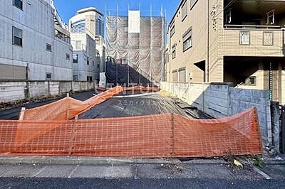 外観：建物外観（2024.12撮影）／土地間口が約6.28mある綺麗な整形地です。建物プランのご相談もお気軽にお問い合わせください！