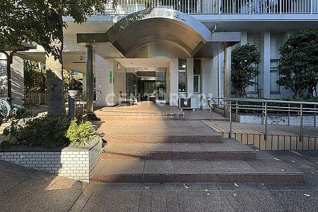 エントランス グローリア初穂御殿山 3階/-
