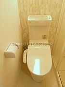 温水洗浄便座完備です