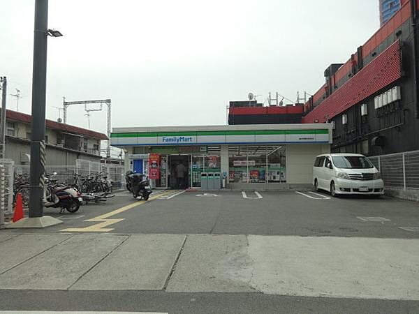 画像22:ファミリーマート富田林喜志駅前店まで423m