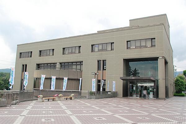 画像29:長岡京市立図書館まで1107m