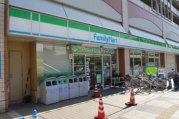 画像24:ファミリーマート長岡京駅前店まで480m