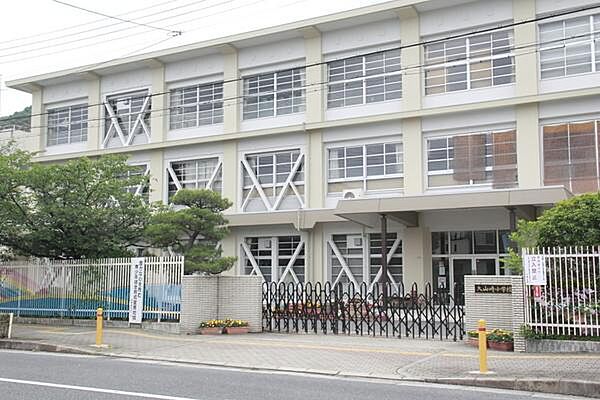 画像21:大山崎町立大山崎小学校まで653m