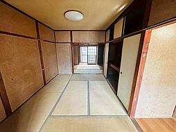 居間