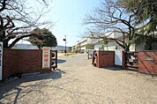 長岡京市立長岡第四小学校まで292m