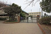 京都市立久世西小学校まで430m