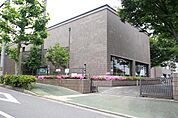 向日市立図書館まで401m