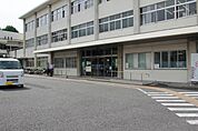 向日市役所まで498m