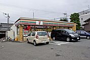 セブンイレブン向日梅ノ木店まで303m
