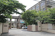 京都市立神川中学校まで485m