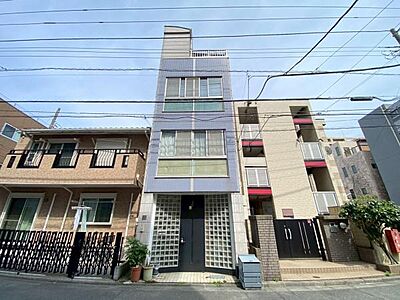 外観:《外観》 ■ここから一つ一つ思い出を紡いでいく。マイホームはいつも家族の歴史とともにあります。 外観:《外観》 ■ここから一つ一つ思い出を紡いでいく。マイホームはいつも家族の歴史とともにあります。