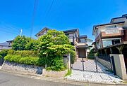 《外観》　■家族みんなが落ち着ける場所。明るい空間で心も暖か、朝から爽やかな気分。寝る時も包みこまれるようにふんわりと。家にいることが心と体に優しい暖かな暮らし。