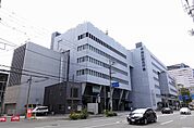 横浜市南区役所まで881m