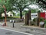 周辺：桜川公園まで1084m、軟式野球場、自転車遊戯広場、児童遊園などの施設があり、子供たちに人気の旧市電の車両を保存しています。