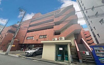外観：《外観》ここから一つ一つ思い出を紡いでいく。マイホームはいつも家族の歴史とともにあります。