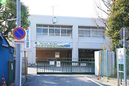 川崎市立京町中学校まで1192m