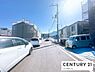 その他：住宅が整然と並ぶエリアで、落ち着いた街並みが広がります