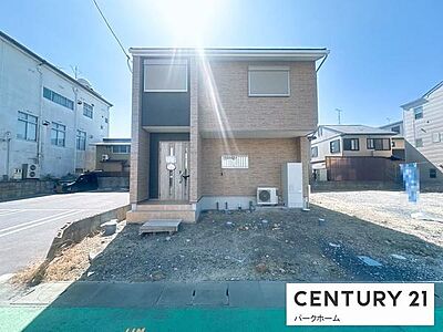 外観:ブリック調外壁×ダークアクセントのスタイリッシュな外観が目を引く2階建て住宅 外観:ブリック調外壁×ダークアクセントのスタイリッシュな外観が目を引く2階建て住宅