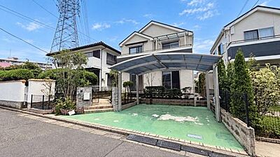 外観:《外観》 ■ここから一つ一つ思い出を紡いでいく。マイホームはいつも家族の歴史とともにあります。おしゃれな外観が家に帰るのを楽しみにしてくれます。ウッドデッキ越しに八景島の眺望を望む。 外観:《外観》 ■ここから一つ一つ思い出を紡いでいく。マイホームはいつも家族の歴史とともにあります。おしゃれな外観が家に帰るのを楽しみにしてくれます。ウッドデッキ越しに八景島の眺望を望む。