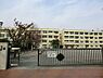 周辺：横浜市立西富岡小学校まで896m