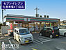 周辺：セブンイレブン久喜青葉4丁目店まで700m、セブンイレブン久喜青葉4丁目店　徒歩9分