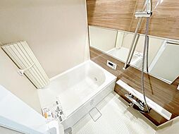 [風呂] 清潔感のあるバスルーム