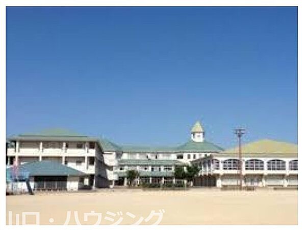 画像27:徳島市立国府中学校 2492m