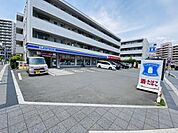 ローソン藤沢駅北口店まで164m