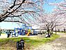 周辺：引地川親水公園まで1108m、ピクニックに最適な遊具もたくさんある親水公園