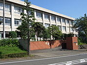 滝の沢小学校まで1105m