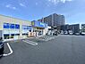 周辺：ハックドラッグ湘南ライフタウン店まで777m、処方箋も受け付けている便利なドラッグストアです