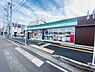 周辺：ファミリーマート 六会日大駅前店まで340m