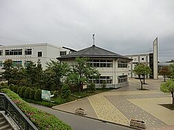 [周辺] 埼玉県川口市西立野にある公立中学校。通称「戸西」。川口市内の中学校では一番新しい学校である。