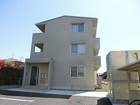 滋賀県彦根市西今町（賃貸アパート1LDK・1階・37.07㎡） その1