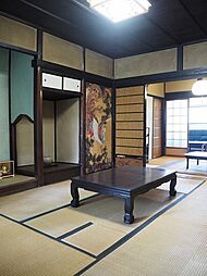居間