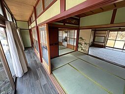 居間